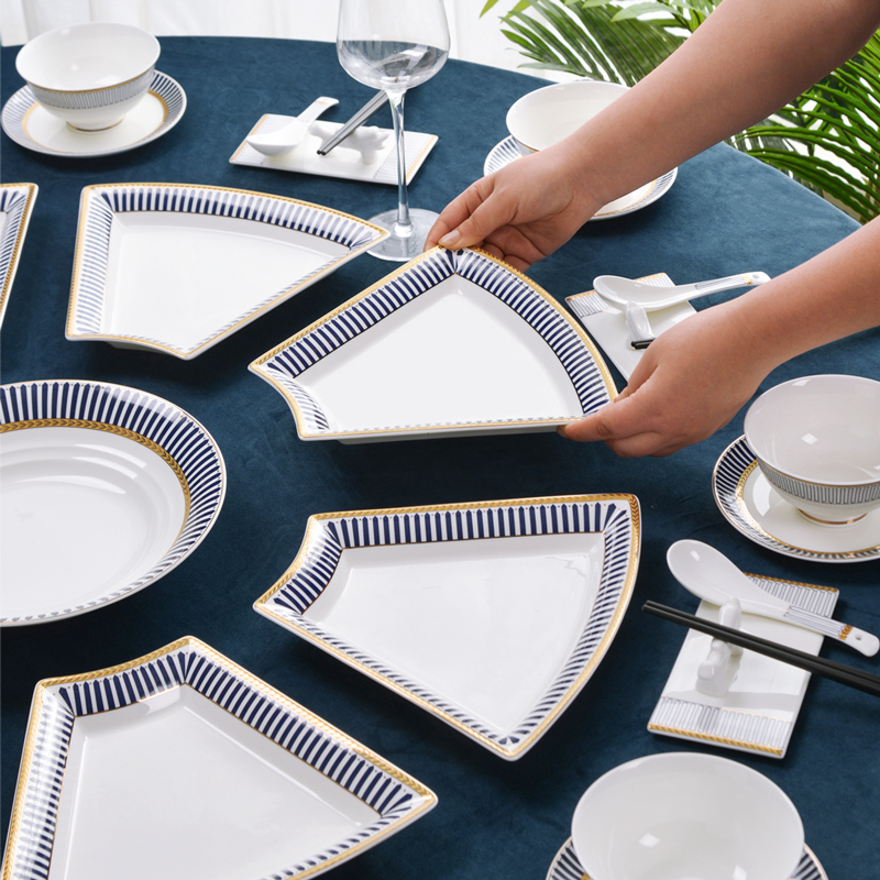 创意圆桌餐具DIY家庭过年团圆碗盘自由组合家用骨瓷碗盘碟勺套装