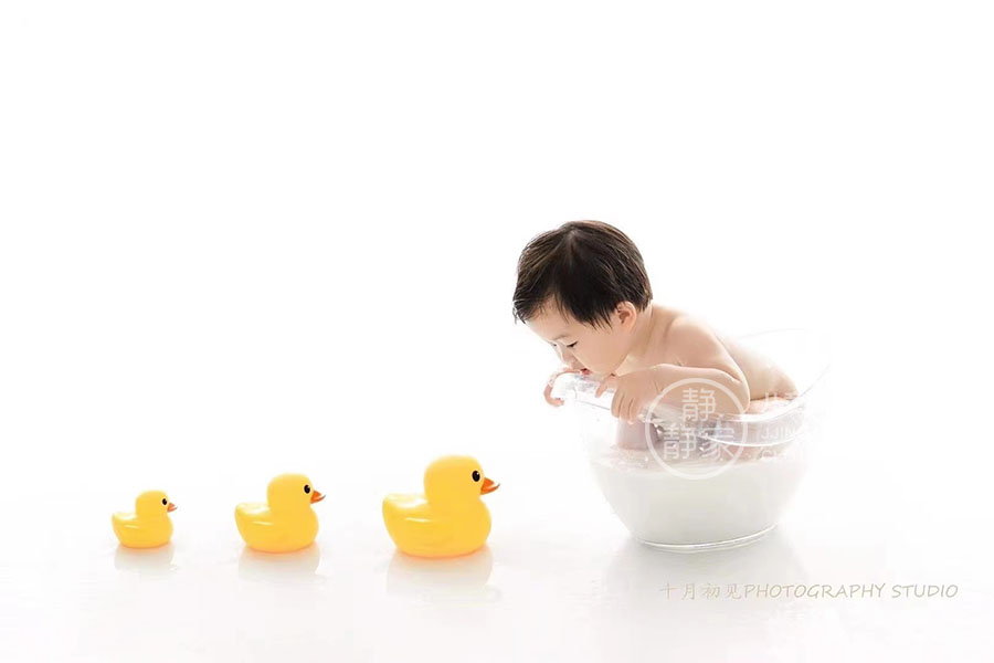 厂家透明小浴缸d百天宝宝周岁摄影道具压克力新生儿童拍摄照相馆