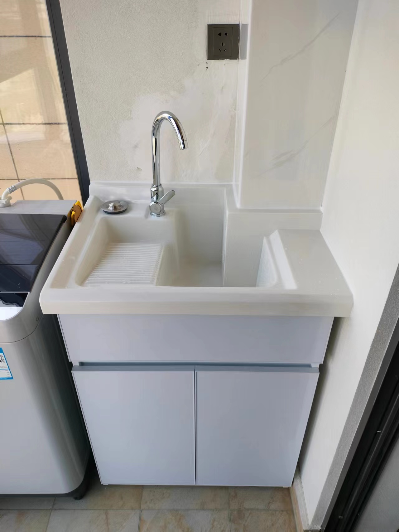 阳台洗衣柜浴室柜组合带搓板太空铝水槽小户型单柜洗手池台盆一体