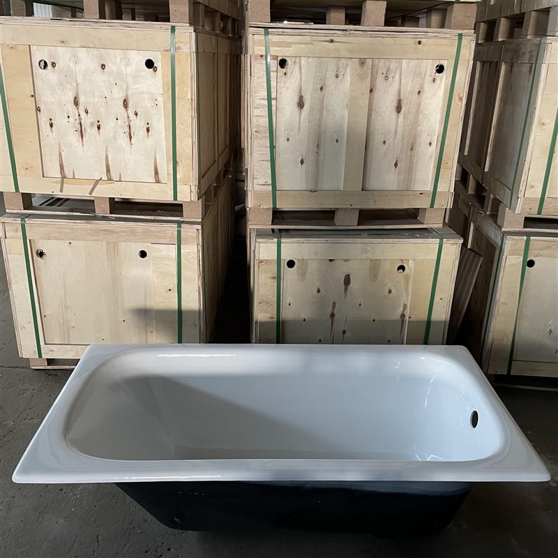 出口日本嵌入式成人家用1.2m陶瓷浴盆1.7米Q小户型铸铁搪瓷浴缸