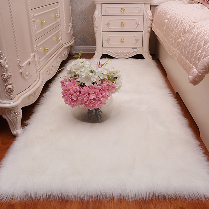 简约白色毛毛床边地毯卧室满铺可爱家用地垫长毛地毯橱窗装饰毛毯