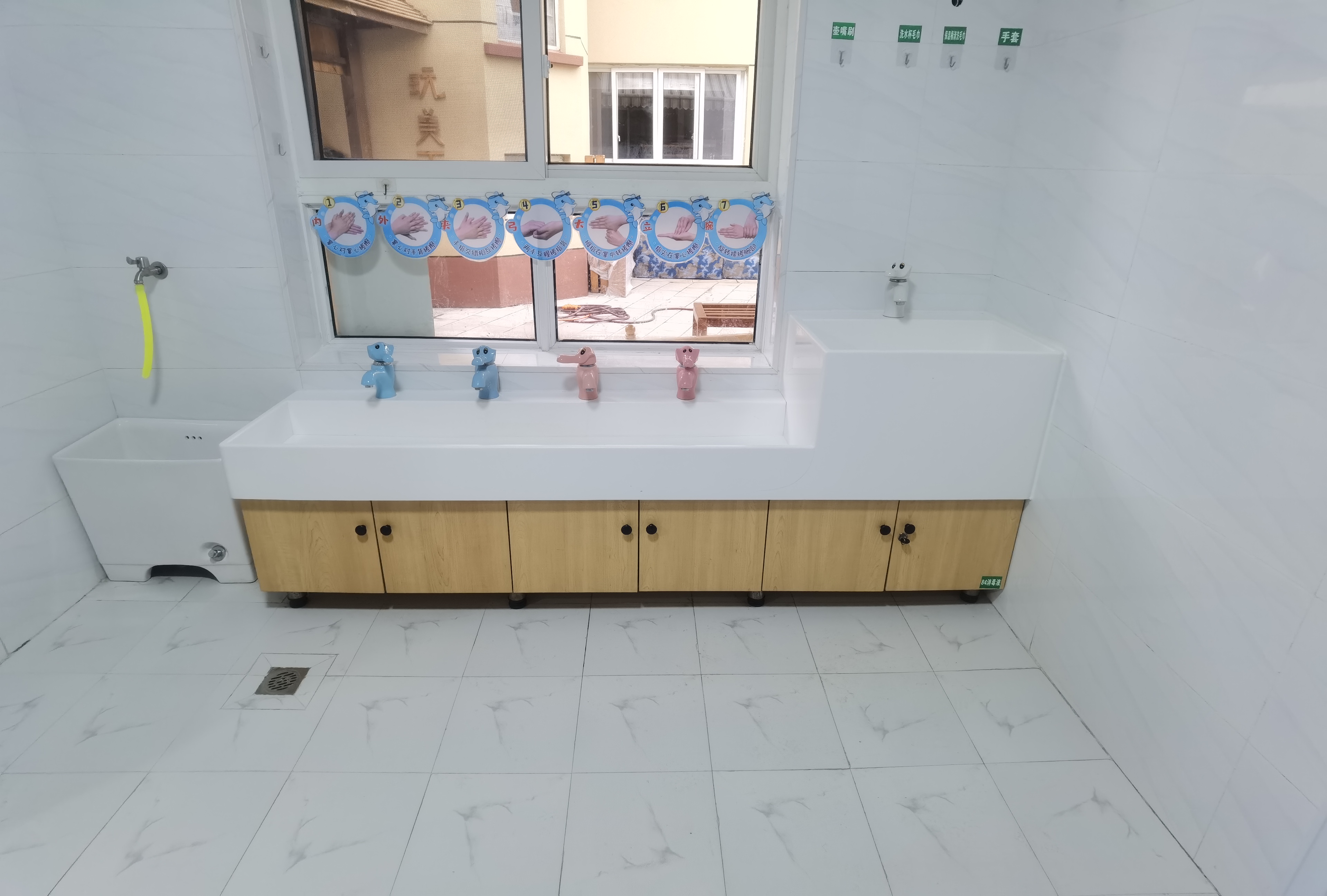 儿童幼儿园学校卫生间洗手台盆亚克力一体洗脸池长条定做壁挂水槽