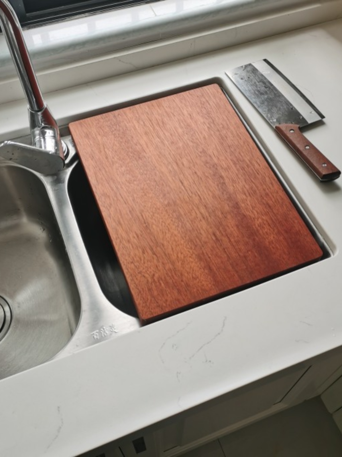 乌檀木砧板定制水槽菜板卡位洗碗机高脚案板整木粘板实木家用面板