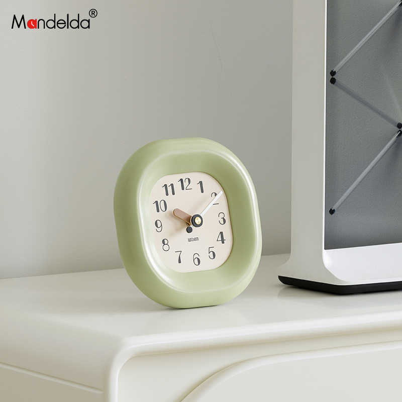Mandelda客厅创意台式时钟表装饰品入户玄关电视柜时钟桌面摆件