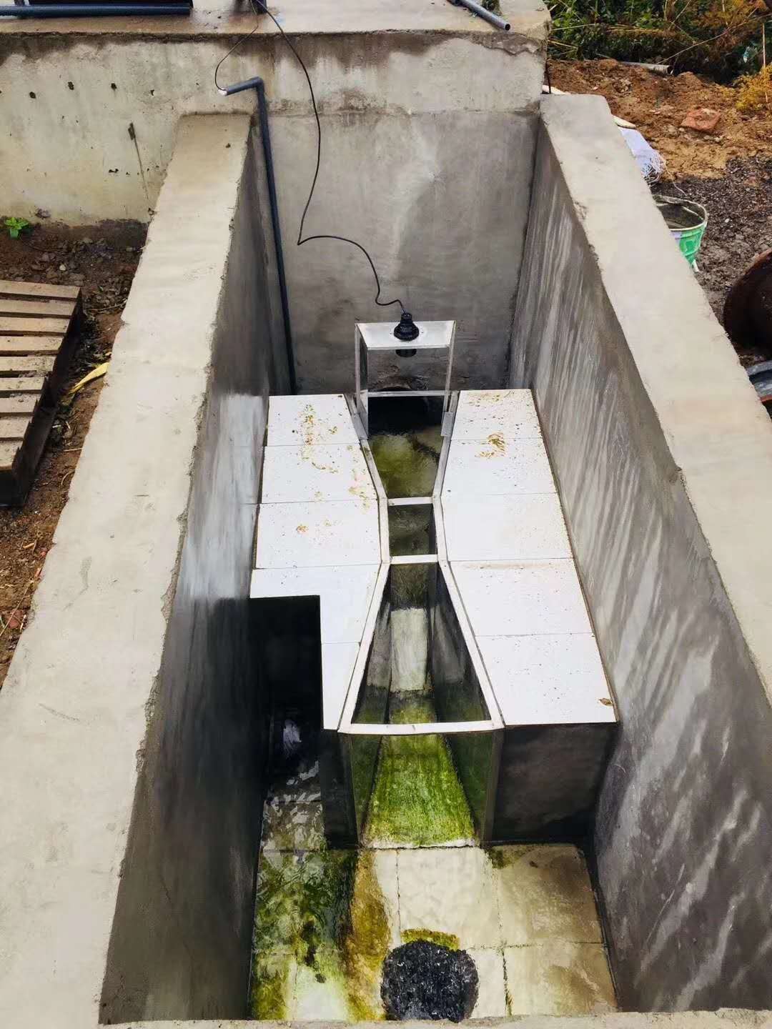 定制不锈钢巴歇尔槽明渠流量计玻璃钢水槽污水流量表厂家直销巴氏