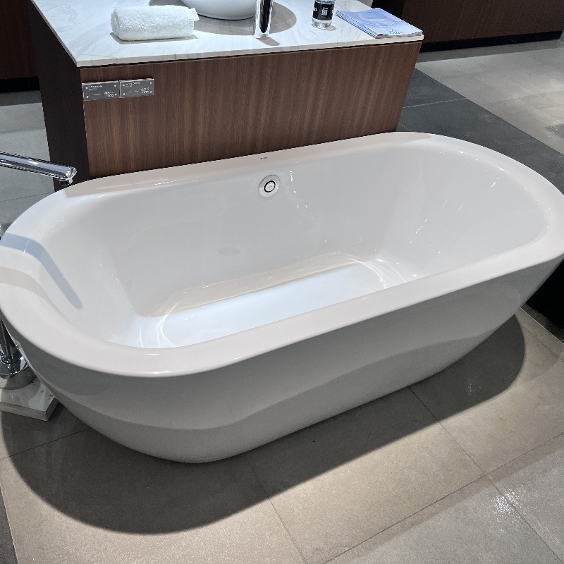 TOTO 压克力浴缸 全包式设计 独立式浴缸 含排水PAY1717CPTN