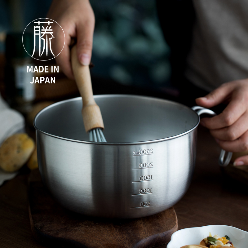 日本进口多功能手持料理盆带刻度不锈钢大容量洗菜烘焙打蛋和面盆