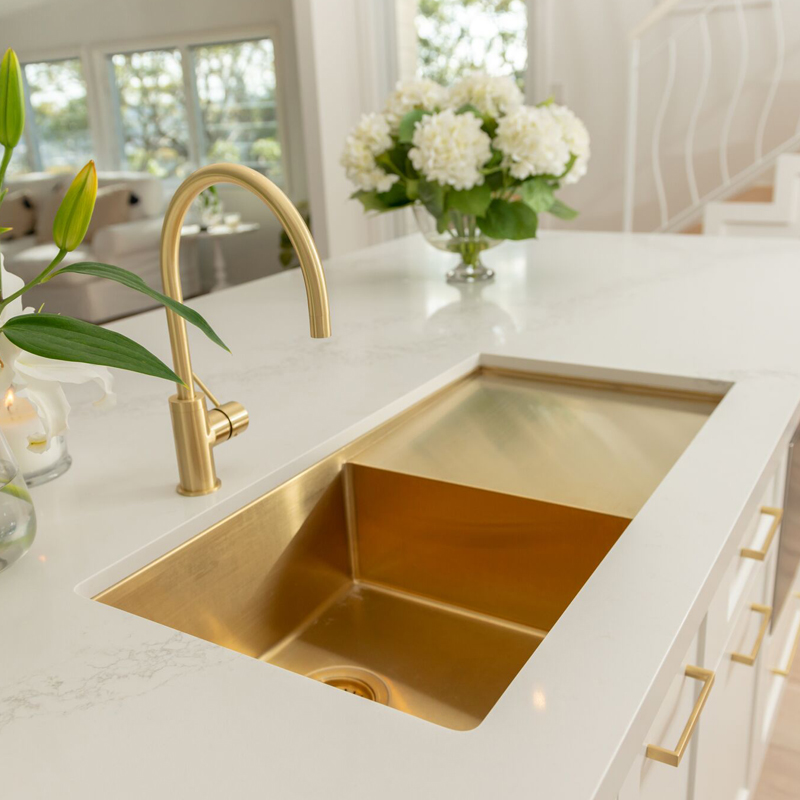 家用卫浴厨房水龙头拉丝金黄铜玫瑰金台上洗手台盆全铜冷热混水阀