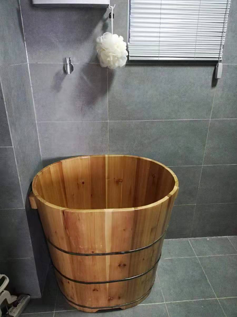 新沐浴桶木桶浴桶成人泡澡桶浴缸儿童洗澡盆实木熏蒸洗澡桶加盖促