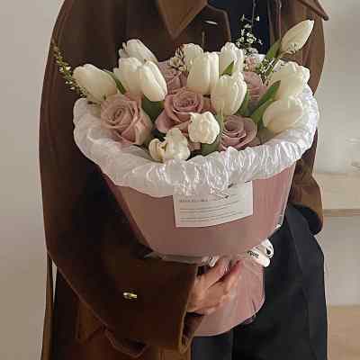 郁金香花束玫瑰花鲜花速递同城生日上海杭州广州成都全国花店配送