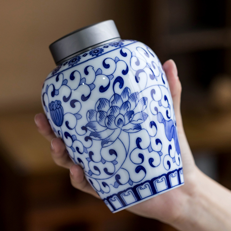 茶叶罐陶瓷密封罐存储罐青花瓷家用满彩陶高档礼品存茶罐