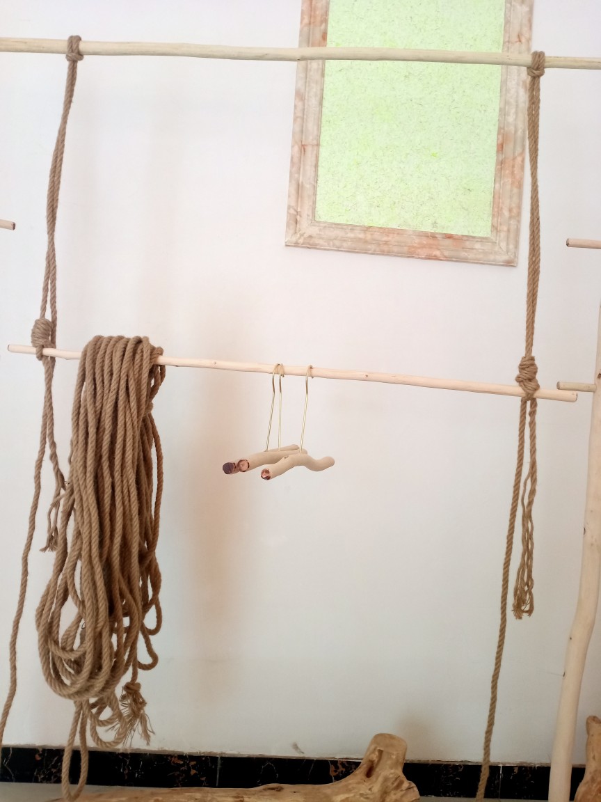 麻绳装饰性吸音材料室店衣服展示架捆绑木棍带勾膨胀螺丝促销价