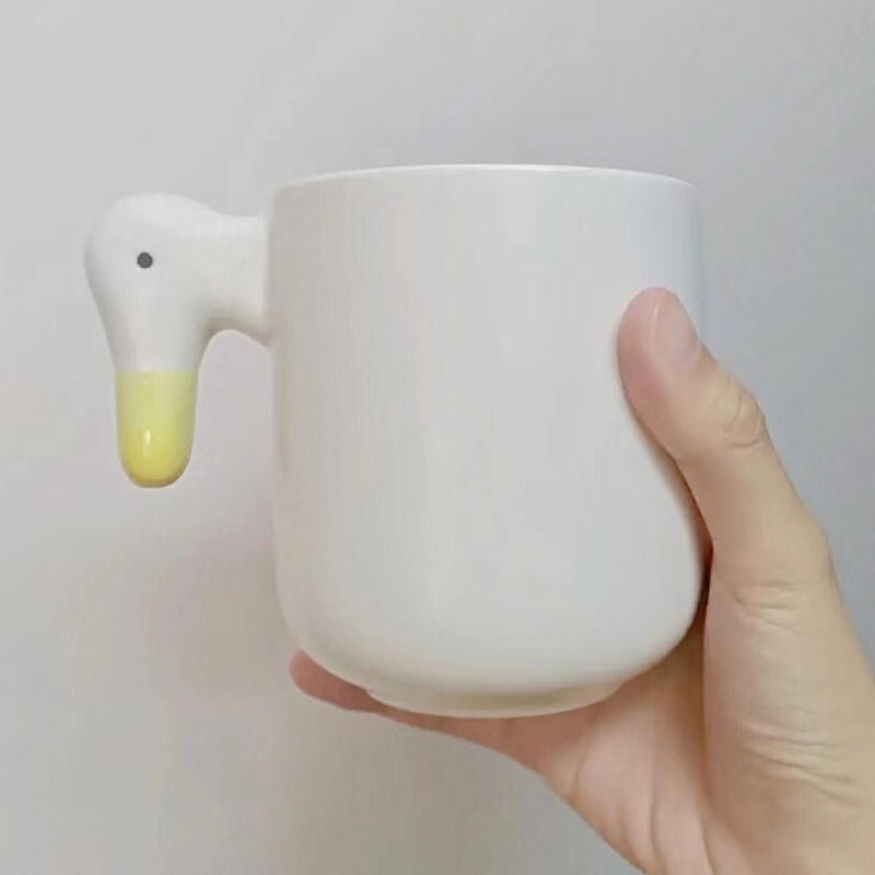 这里studio 韩国ins风创意奶白小鸭子陶瓷杯高颜值纯色水杯马克杯