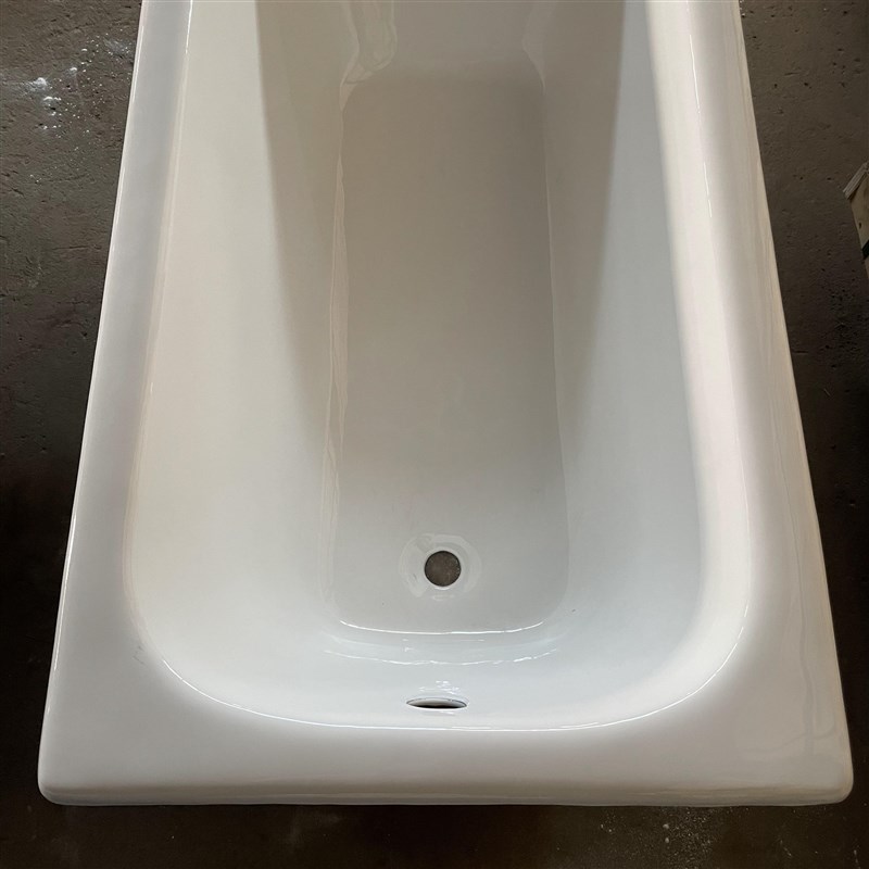 出口日本嵌入式成人家用1.2m陶瓷浴盆1.7米Q小户型铸铁搪瓷浴缸